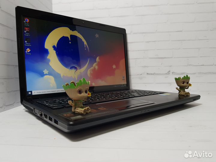 Игровой ноутбук Lenovo 2видеокарты/8Gb/SSD гаранти