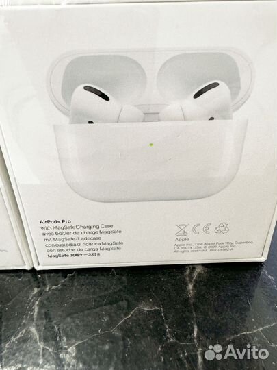 Airpods pro с Magsafe Charging Case