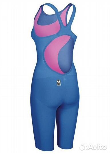 Гидрокостюмы и инвентарь для плавания