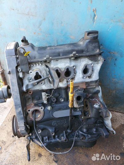 Двигатель Volkswagen Golf 3 (1991 - 1998) 1.6 AKS