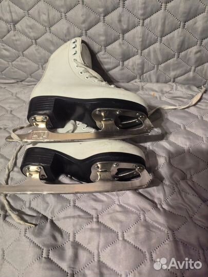 Коньки фигурные 29