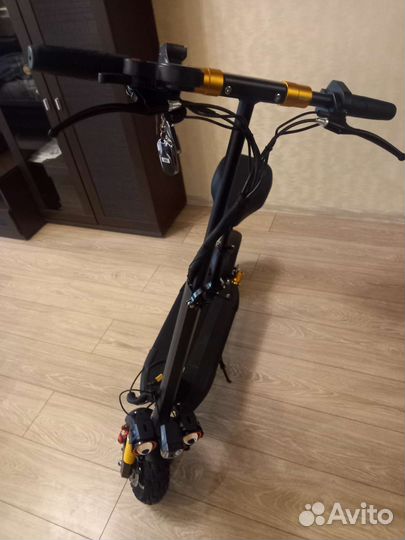 Электросамокат для взрослых с сиденьем