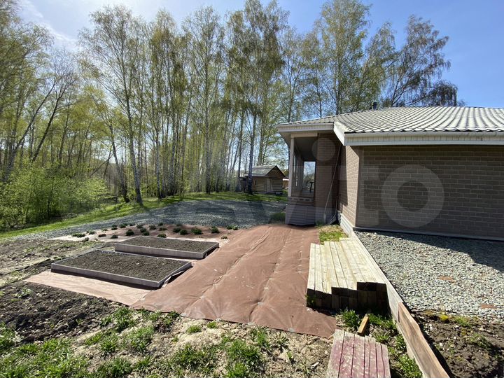 Дом 112 м² на участке 12 сот.