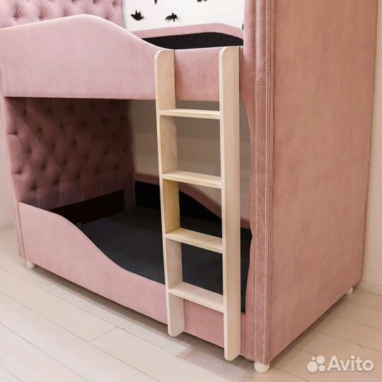 Детская кровать двухъярусная