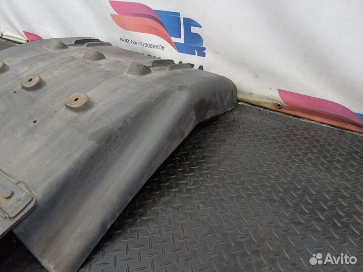 1357599 Крыло заднее левое задняя часть