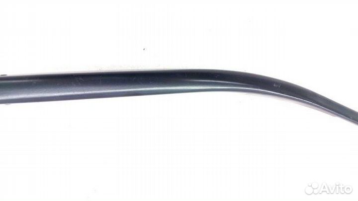 Поводок стеклоочистителя передний правый Toyota