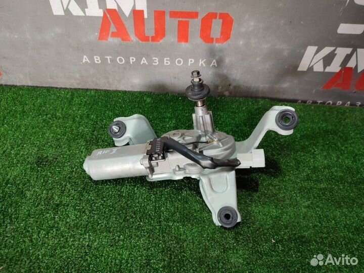 Моторчик стеклоочистителя задний Kia Rio 3 Ub