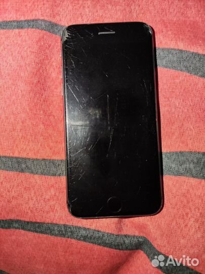 iPhone 8, 64 ГБ