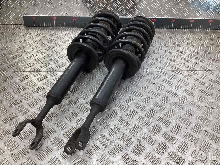 Амортизатор/стойка передняя правая Volkswagen Passat