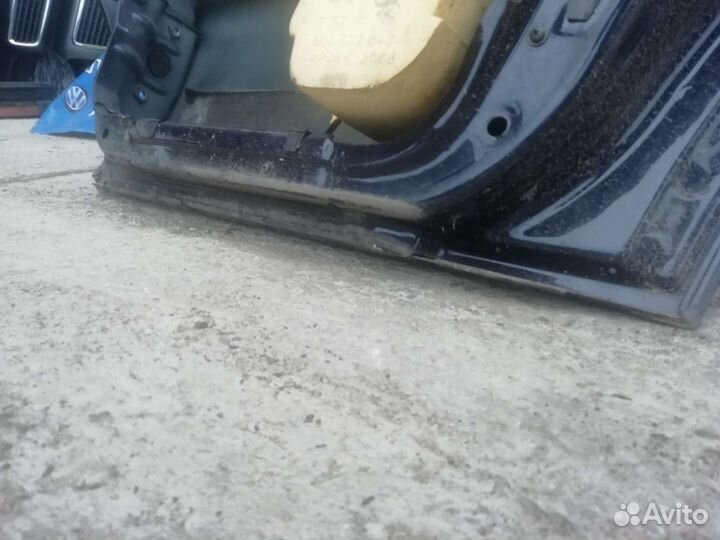 Задняя правая дверь Audi a4 b5