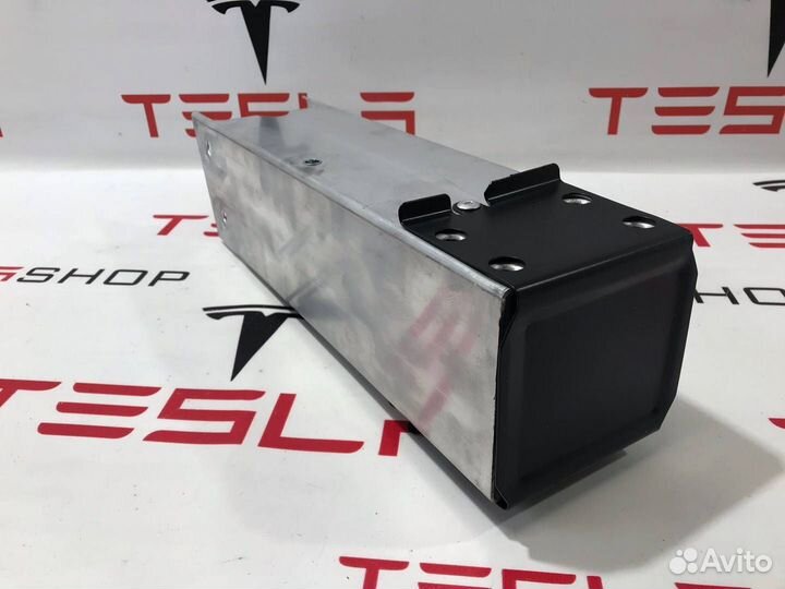 Лонжерон левый Tesla Model Y 2021 1487461-00-A