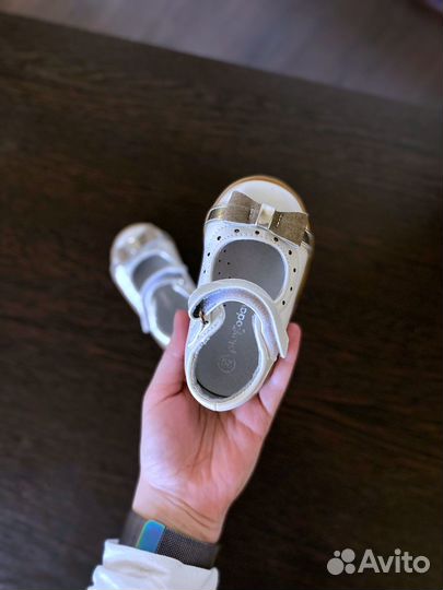 Туфли для девочки 20 размер бу