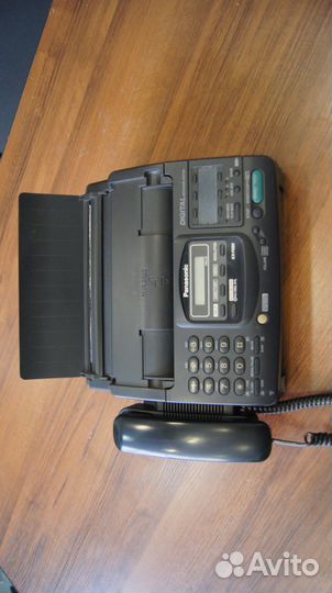 Телефон-факс Panasonic KX-F680RS