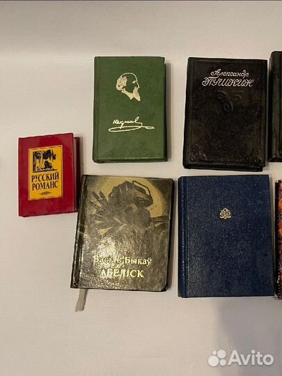 Книги миниатюра