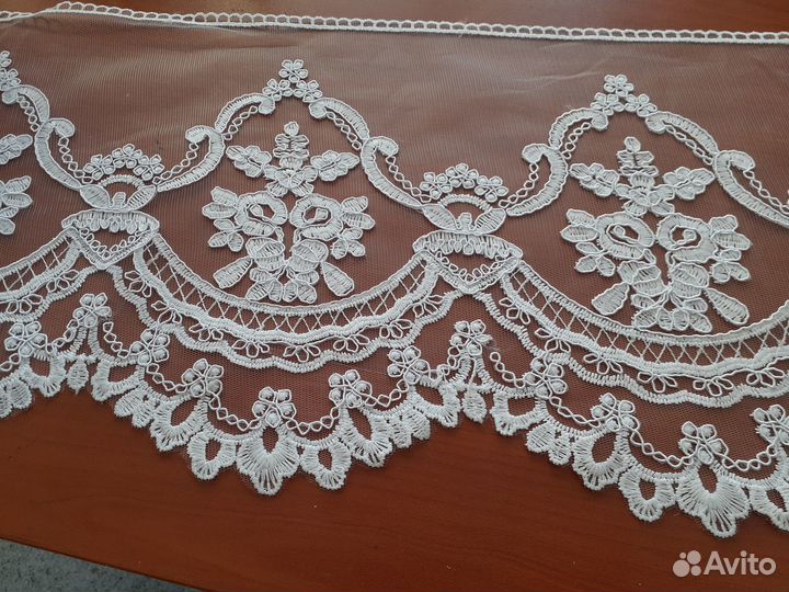 Кружево блюмарин