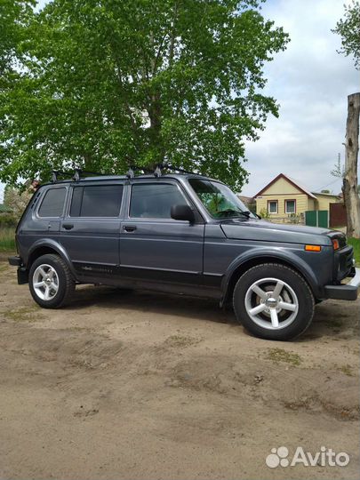 LADA 4x4 (Нива) 1.7 МТ, 2018, 120 000 км