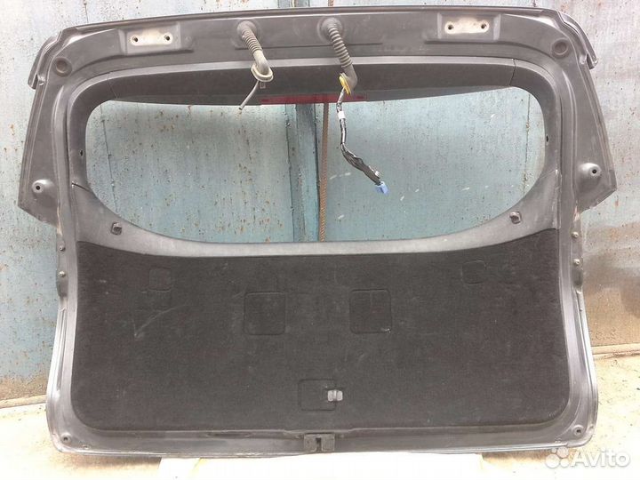 Крышка багажника на Toyota caldina zzt 240, 241