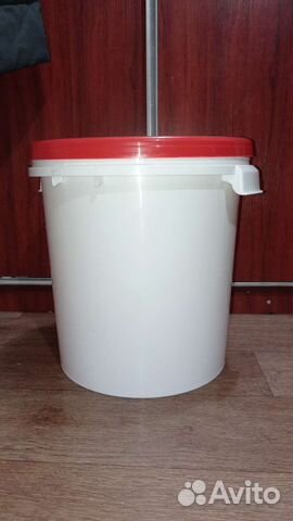 Ведро пластиковое с крышкой 30 литров