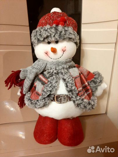 Игрушка снеговик