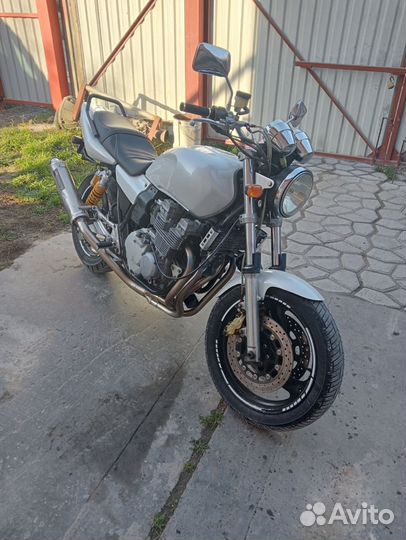Продам Ямаху XJR 400