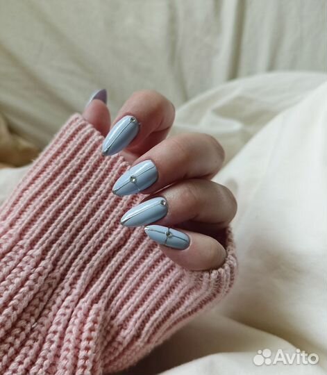 Маникюр+шеллак+укрепление+снятие 1400