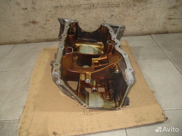 Поддон масляный двигателя Nissan Juke (F15) 2011