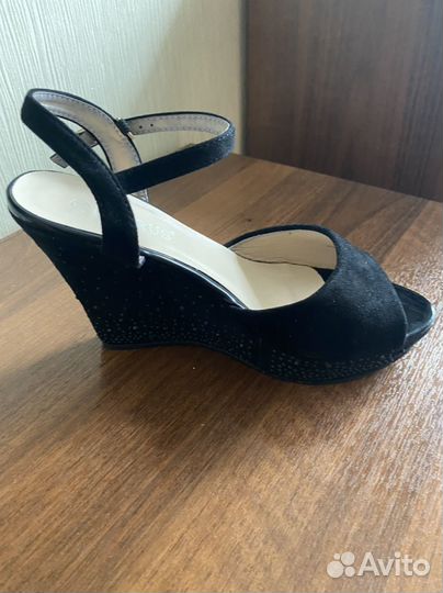 Босоножки 38 размер