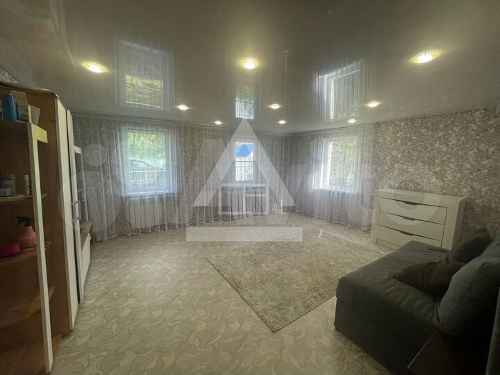 Дом 67,2 м² на участке 8 сот.