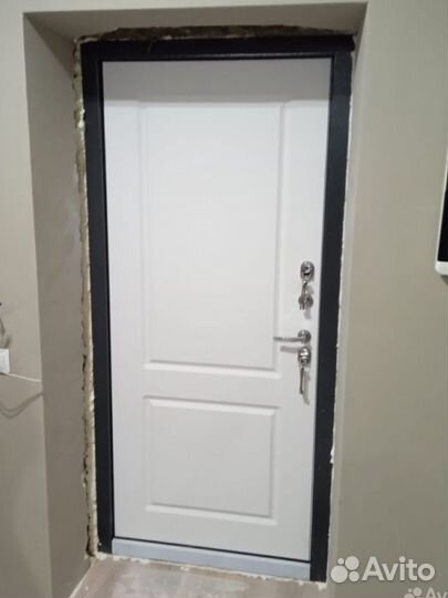 Дверь входная для частного дома утепленная