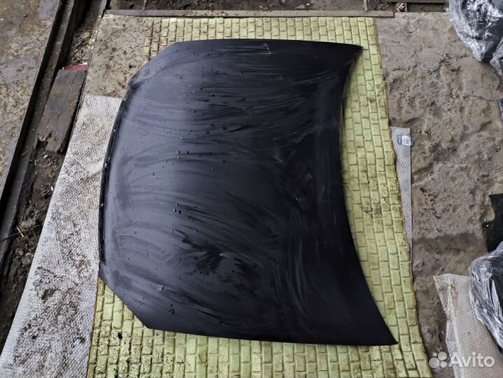 Капот priora 2 новый