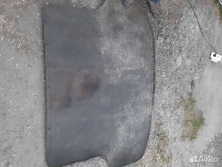 Коврик в багажник hyundai sаntafe