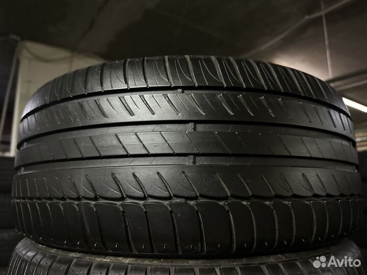 Michelin Primacy HP 235/45 R17