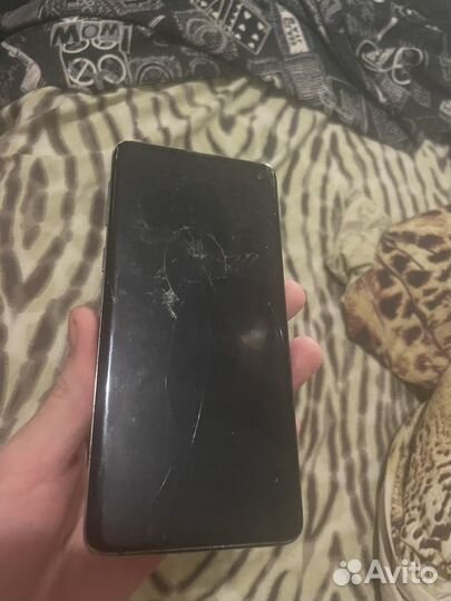 Телефон samsung s10