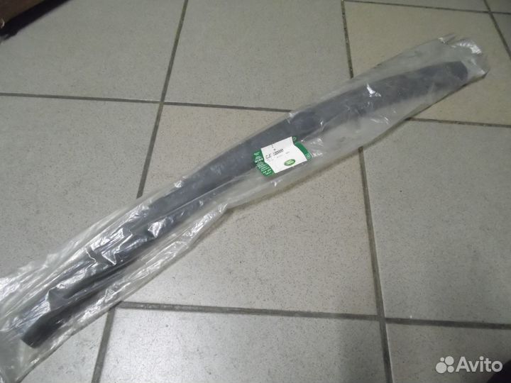 Уплотнительная резинка капота Ленд Ровер Дискавери