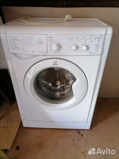 Стиральная машина бу indesit