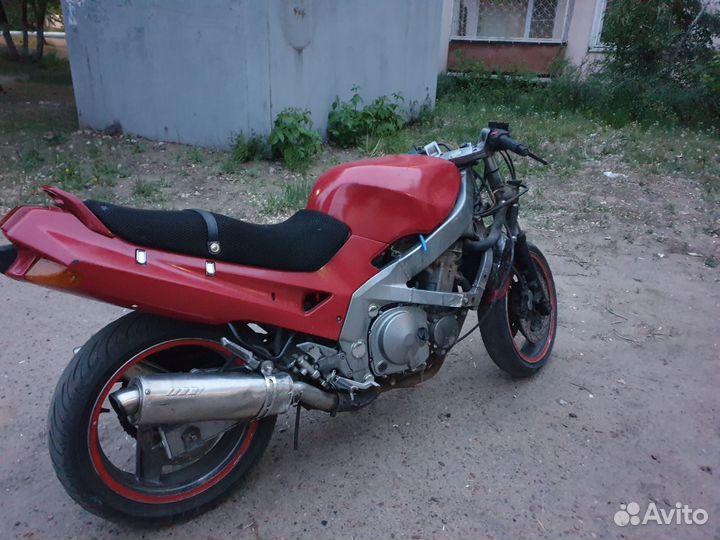 Kawasaki ZZR 400 1