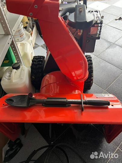 Снегоуборщик бензиновый самоходный