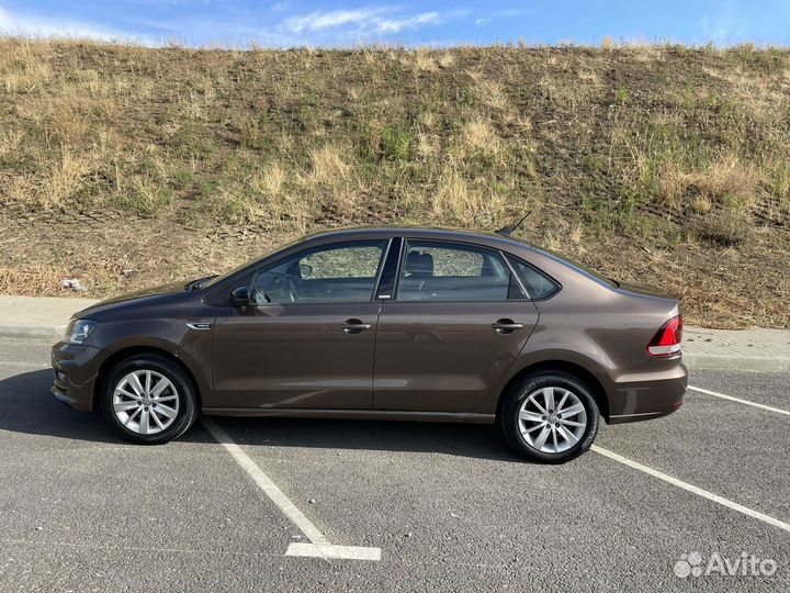 Volkswagen Polo 1.6 AT, 2017, 86 600 км