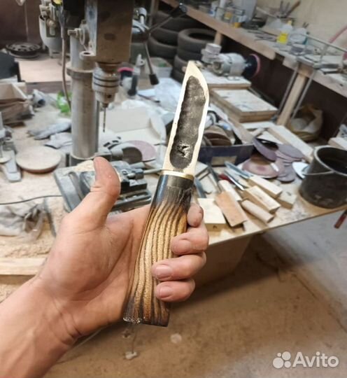 Нож охотничий для шкурения