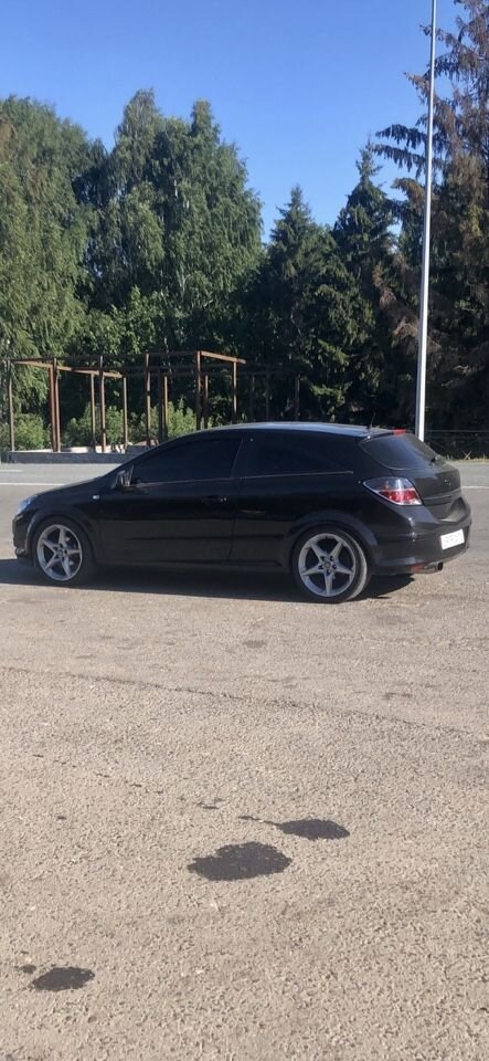 Opel Astra GTC: фото владельца