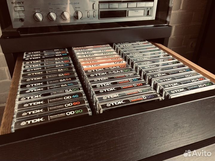 Стойка для аппаратуры VVR Audio