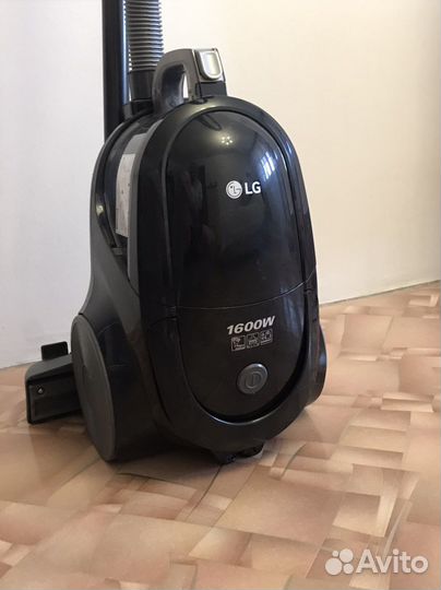 Пылесос lg 1600W