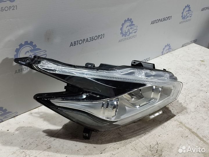 Фара правая Nissan Murano Z52