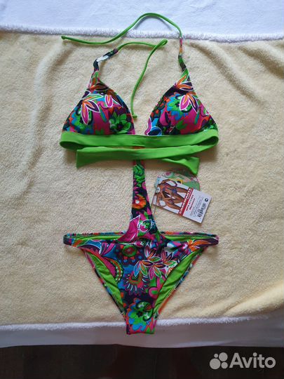 Купальник женский слитный 46 48 новый