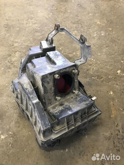 Корпус воздушного фильтра Nissan Maxima A33