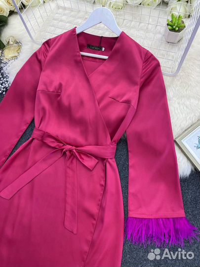 Красивое вечернее платье-халат