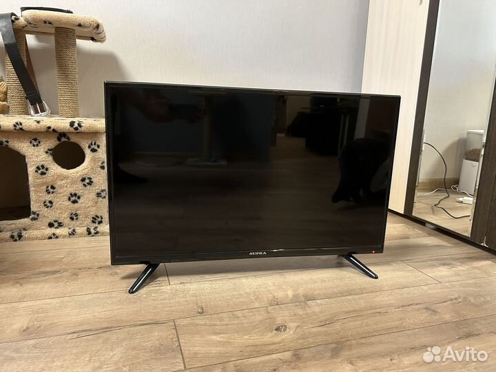 Телевизор Supra 32 без SMART tv