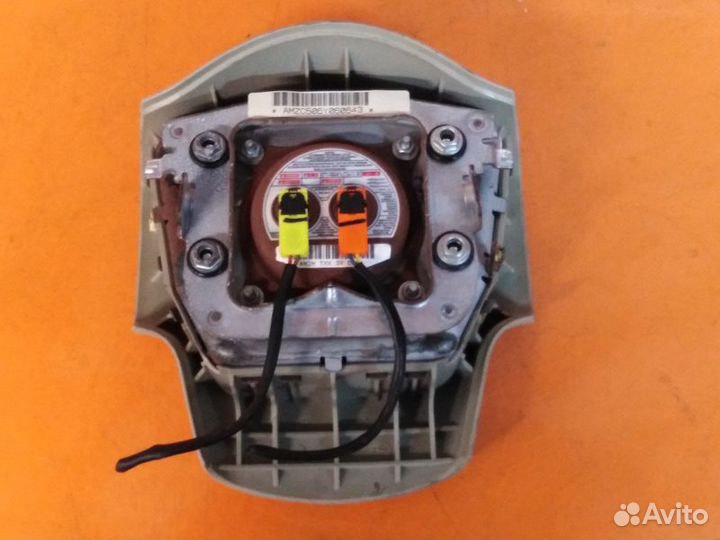 Подушка безопасности в руль Infiniti Qx56 JA60 5.6