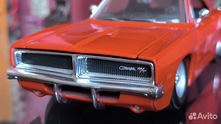 Dodge charger модель