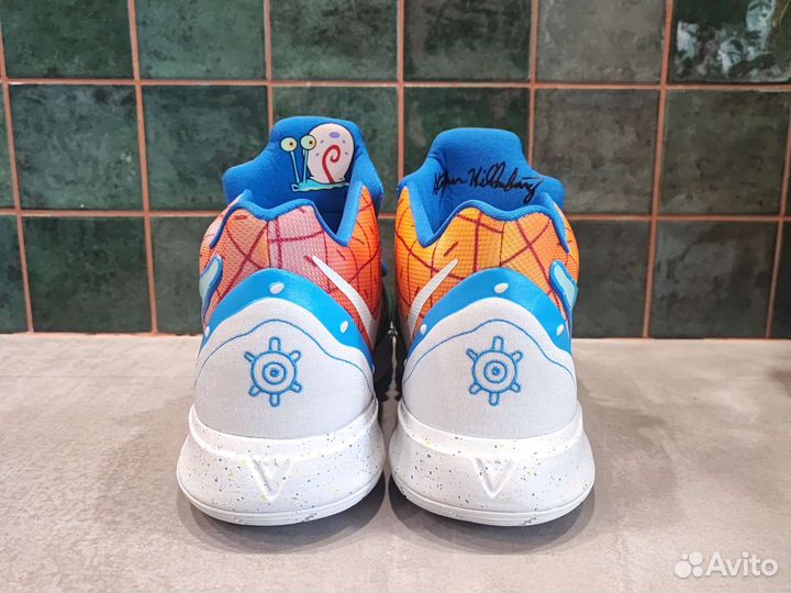 Nike Kyrie 5 spongebob